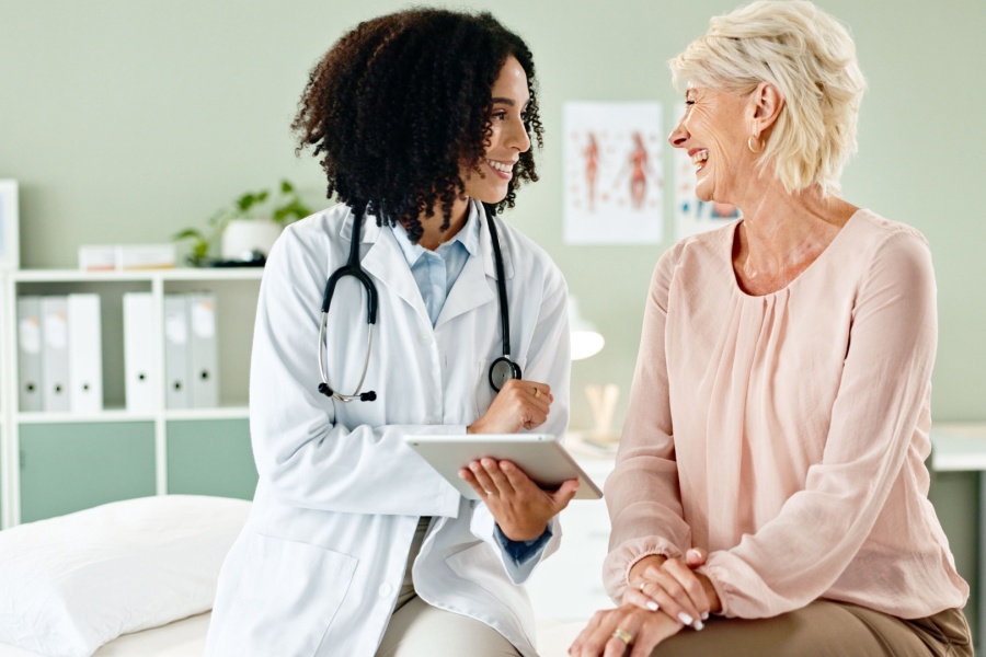 Patient and doctor in hospital