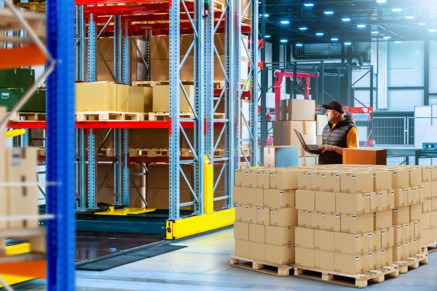 Inside a multi-client warehouse