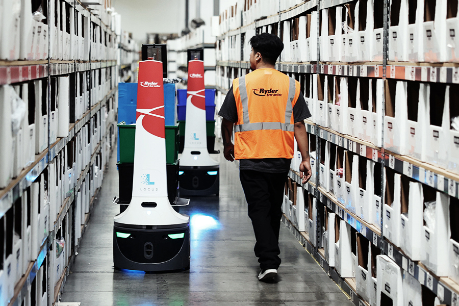 Ryder robots fulfilling warehouse automation