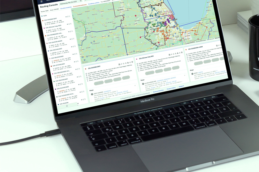 computer with routing and tracking