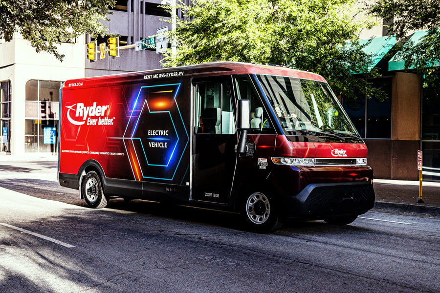 A Ryder electric vehicle making deliveries in the city